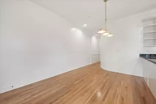 602 Hinman Ave, Evanston, IL 60202 - Photo 10