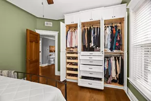 807 W Newport Ave, Chicago, IL 60657 - Photo 12