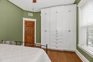 807 W Newport Ave, Chicago, IL 60657 - Photo 14