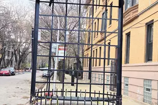 807 W Newport Ave, Chicago, IL 60657 - Photo 34