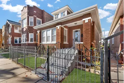 6112 S Mozart Street, Chicago, IL 60629 - Photo 2