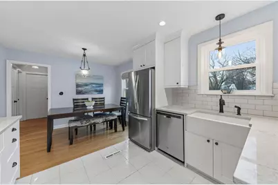 218 S Fairfield Avenue, Lombard, IL 60148 - Photo 8