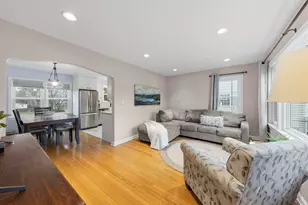 218 S Fairfield Ave, Lombard, IL 60148 - Photo 2