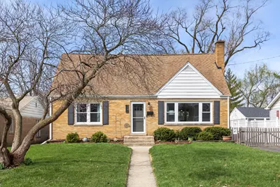 218 S Fairfield Avenue, Lombard, IL 60148 - Photo 1
