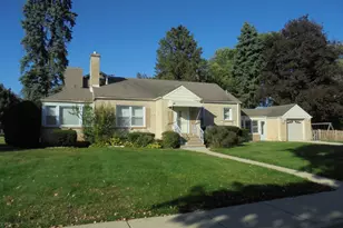 408 W Sunset Rd, Mount Prospect, IL 60056 - Photo 2