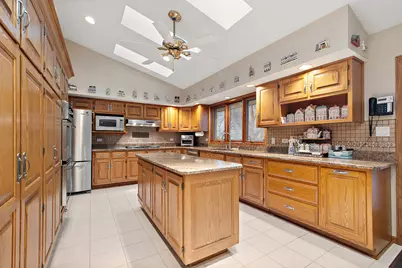 8838 W Manhattan Monee Road, Frankfort, IL 60423 - Photo 12