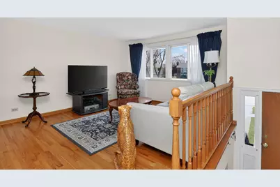 906 Jeffery Court, Schaumburg, IL 60193 - Photo 8