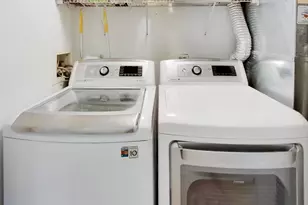646 N Armour St, Chicago, IL 60642 - Photo 14
