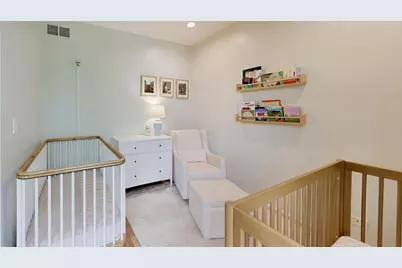 646 N Armour Street, Chicago, IL 60642 - Photo 24