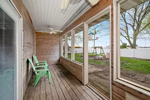 325 N Elm St, Herscher, IL 60941 - Photo 18