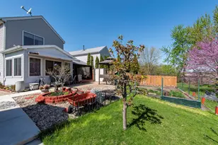 783 S Providence Ln, Round Lake, IL 60073 - Photo 32