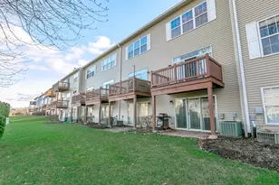 2331 Overlook Ct, Naperville, IL 60563 - Photo 26