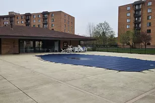 1717 W Crystal Ln, Mount Prospect, IL 60056 - Photo 16