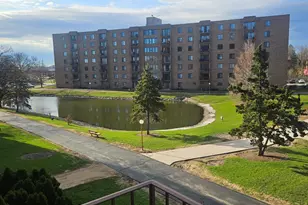 1717 W Crystal Ln, Mount Prospect, IL 60056 - Photo 14