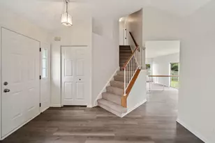 1433 Polo Dr, Bartlett, IL 60103 - Photo 2