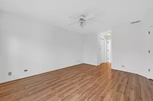 99 Ione Dr, South Elgin, IL 60177 - Photo 6