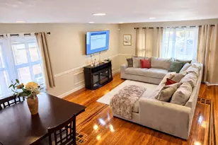 2605 W 83rd Pl, Chicago, IL 60652 - Photo 2