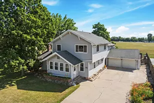 206 Washington St, Oswego, IL 60543 - Photo 2