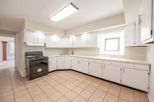 2110 N Avers Ave, Chicago, IL 60647 - Photo 12