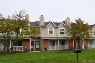 1285 Wyndham Ln, Palatine, IL 60074 - Photo 1