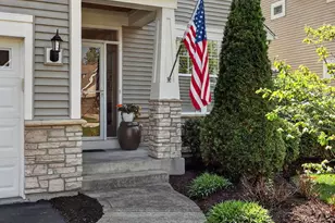 1039 Carol St, Downers Grove, IL 60516 - Photo 2