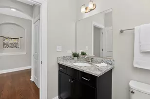 1039 Carol St, Downers Grove, IL 60516 - Photo 14