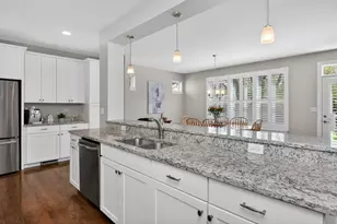 1039 Carol St, Downers Grove, IL 60516 - Photo 6