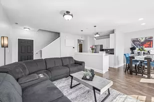 16224 Golf View Dr, Lockport, IL 60441 - Photo 4