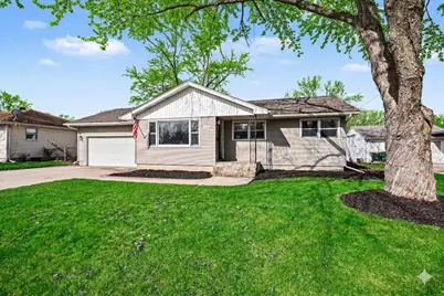 750 Duncan Drive, Aurora, IL 60506 - Photo 2