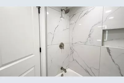 6946 S Loomis Boulevard, Chicago, IL 60636 - Photo 22