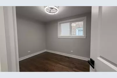 6946 S Loomis Boulevard, Chicago, IL 60636 - Photo 12