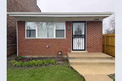 6946 S Loomis Boulevard, Chicago, IL 60636 - Photo 2