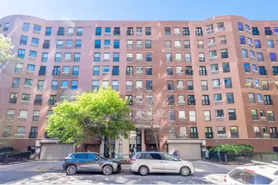 711 W Gordon Terrace #810, Chicago, IL 60613 - Photo 1
