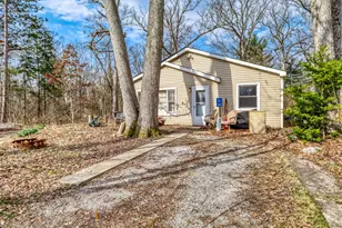 1705 Norfolk Ave, Crete, IL 60417 - Photo 1