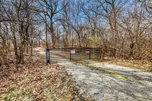 1705 Norfolk Ave, Crete, IL 60417 - Photo 16