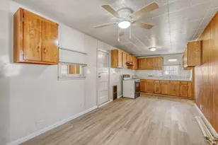 1705 Norfolk Ave, Crete, IL 60417 - Photo 10