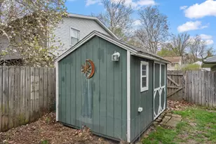 37 Ashley Ln, Champaign, IL 61820 - Photo 32