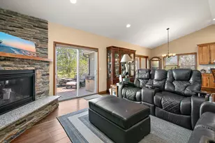 6011 Park View Dr, Bourbonnais, IL 60914 - Photo 6