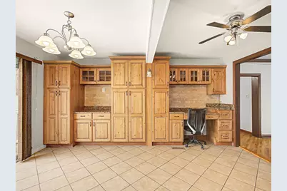 8621 Natchez Avenue, Burbank, IL 60459 - Photo 4