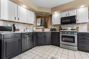 6833 Cardigan Way, Rockford, IL 61114 - Photo 10