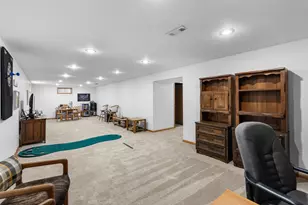 6833 Cardigan Way, Rockford, IL 61114 - Photo 28