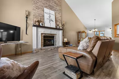 6833 Cardigan Way, Rockford, IL 61114 - Photo 4