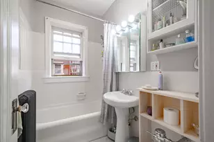 [Address not provided], Oak Park, IL 60302 - Photo 10