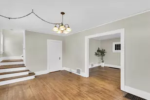 1518 W University Ave, Champaign, IL 61821 - Photo 6