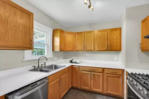 1518 W University Ave, Champaign, IL 61821 - Photo 10