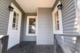 721 Dean St, Woodstock, IL 60098 - Photo 12