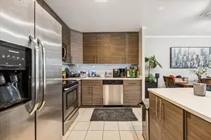 5445 N Sheridan Rd, Chicago, IL 60640 - Photo 8