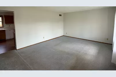 3130 Stowmarket Avenue, Rockford, IL 61109 - Photo 6