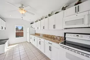 2019 E Avon Ln, Arlington Heights, IL 60004 - Photo 48
