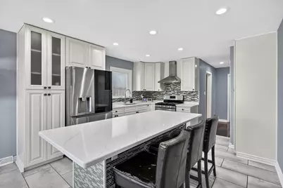 2956 W 99th Place, Evergreen Park, IL 60805 - Photo 12